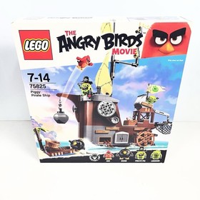 LEGO 75825 Angry Birds Piggy Pirate Ship Movie Complete Set