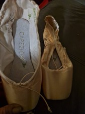 Capezio Ballet Point Shoes Pink Satin Size 8 Brand New