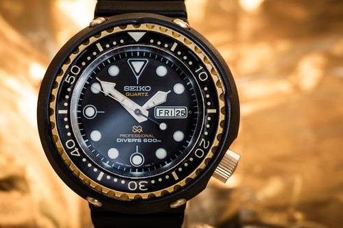 Seiko 7549-7009 'Golden Tuna' 600m Professional Quartz Diver (S60583)