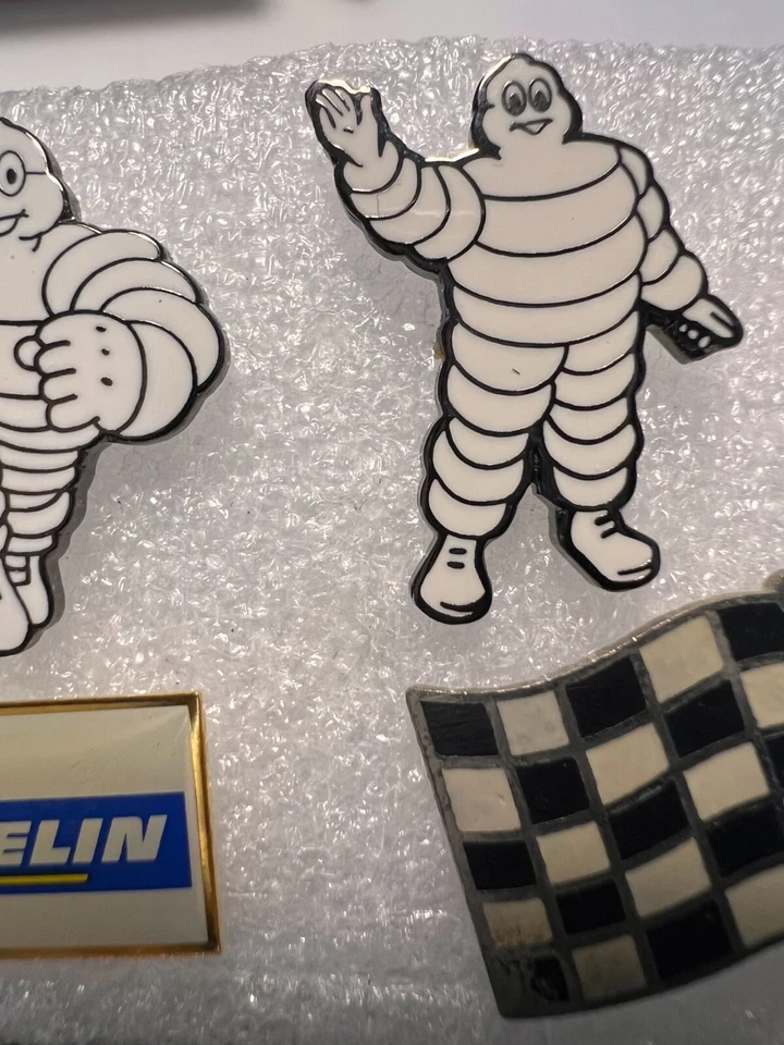 Michelin man Bib Lot of 4, SCCA checkered racing flag vintage rare Racing Pins - Image 3 of 4
