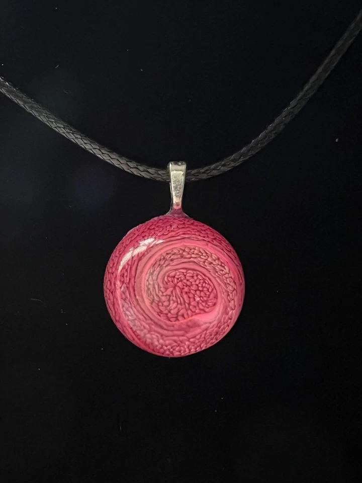 Collar colgante redondo - pequeño Foto 2 de 2