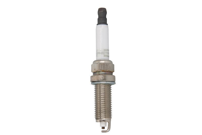 Bougie d'allumage CHAMPION OE130 pour Dacia Logan 1.0 essence 2011