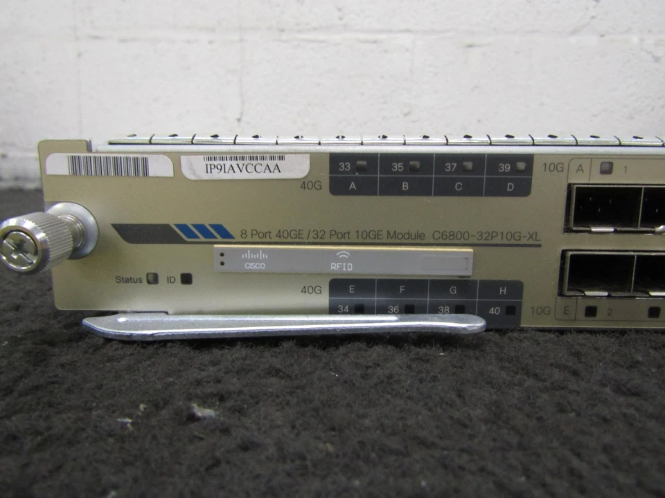 Cisco C6800-32P10G 8-Port 40GE / 32-Port 10GE Line Card Module - Image 3 of 4