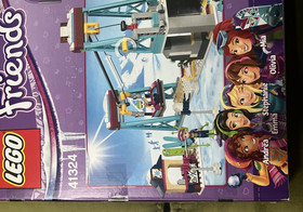 LEGO FRIENDS: Snow Resort Ski Lift (41324)shelfwears
