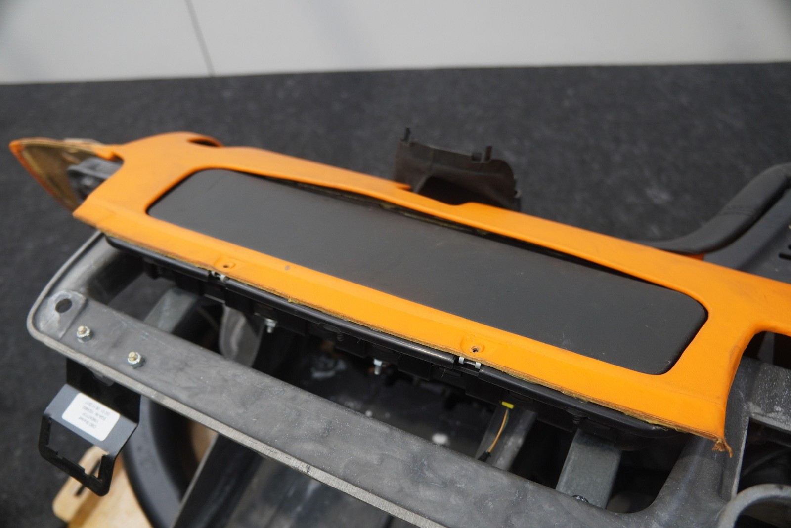 Dashboard Instrument Panel Assembly Black Orange Leather McLaren 570S 2018 *Note