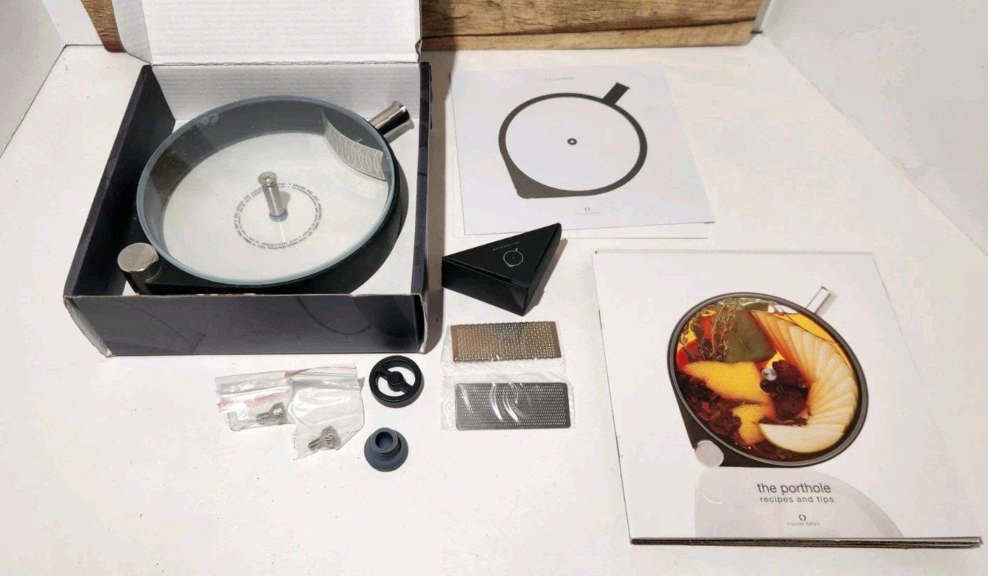 The Porthole Infuser Crucial Detail Tempered Glass Polypropylene Stainless Steel