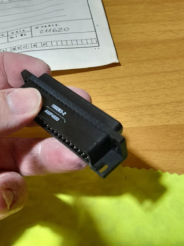 LOTTO DI 37 CONNETTORI ACS A 37 VIE FEMMINE NUOVI - Imagen 3 de 4