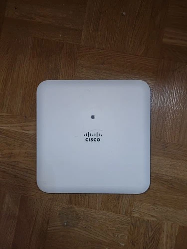 Borne wifi AIR-AP1832I-E-K9 CISCO avec son alimentation externe