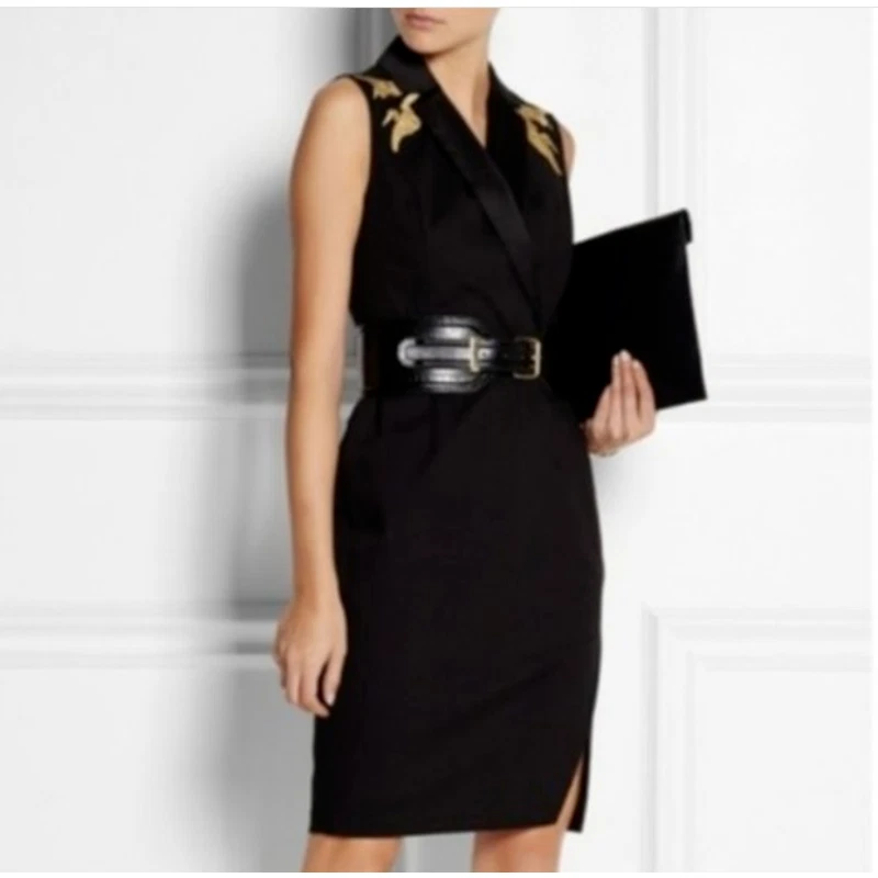 Vestido Altuzarra X Target Esmoquin Negro Grúa Dorada Para Mujer Talla 2 Sin Mangas Foto 2 de 4