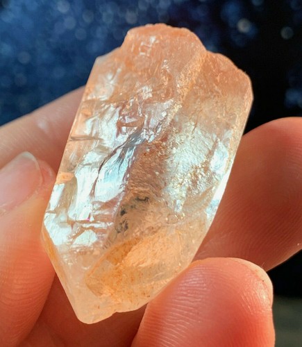 GORGEOUS LIGHT PEACH HIMALAYAN LIGHT FILLED HIGH VIBRATION QUARTZ CRYSTAL POINT - Picture 6 of 6