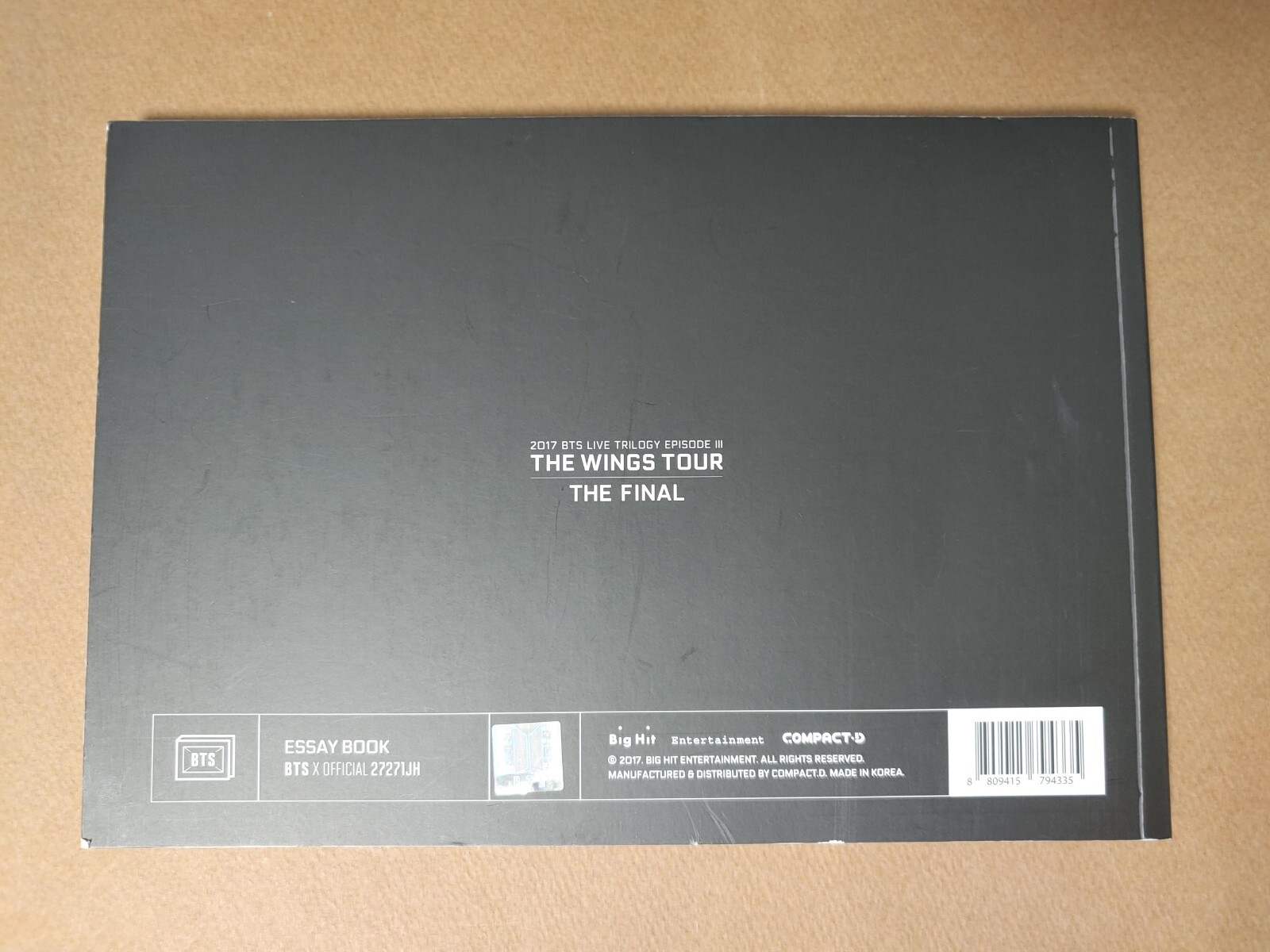 [Official] JHOPE Essay Book BTS The WINGS Tour Final with Photocard