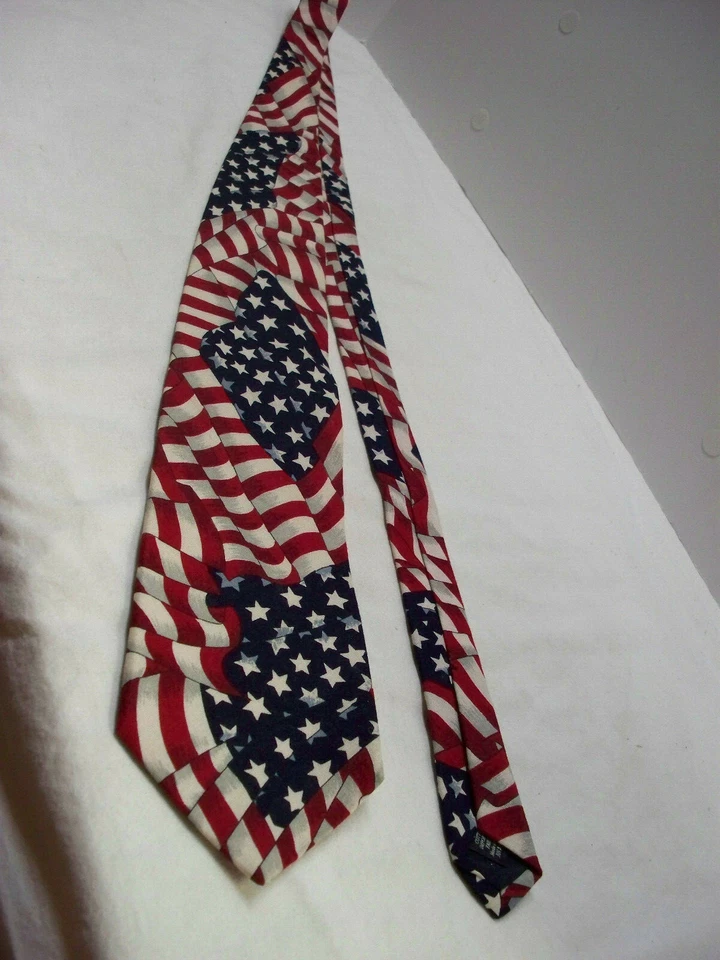 Corbata Corbata Bandera Americana Roja Blanca Azul Corporativa Informal Van Heusen Foto 2 de 3