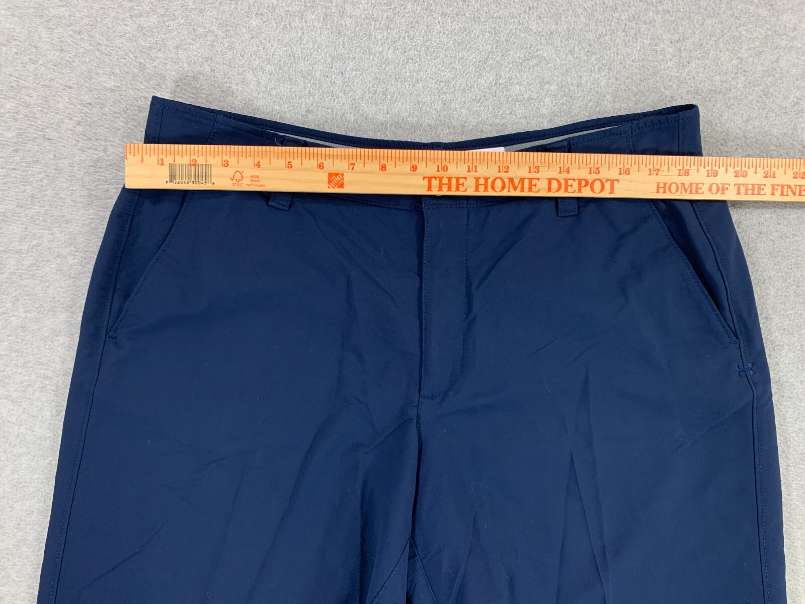 Under Armour Classic Solid Polyester Chino Shorts… - image 5