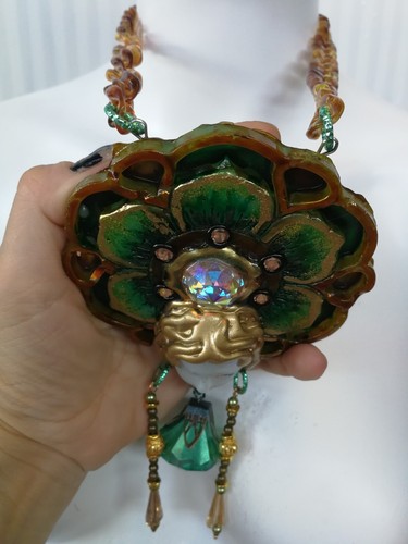 Art Deco Nouveau Belle Epoque Jewellery Pendant Jewelry Mnadala Doll Head Flower - Picture 7 of 24