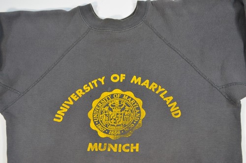 University of Maryland Munich Germany Army Military Vintage Rare Sweatshirt - Picture 2 of 11