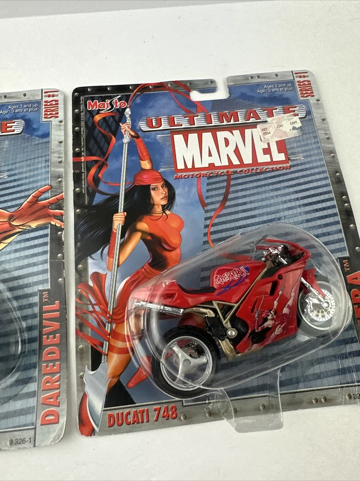 Lot 2 - Maisto Ultimate Marvel Motorcycle  DAREDEVIL Ducati 900 & 748 - Image 3 of 4