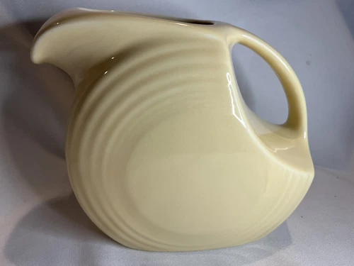 Fiesta Fiestaware Large Disc Pitcher Dull Light Yellow