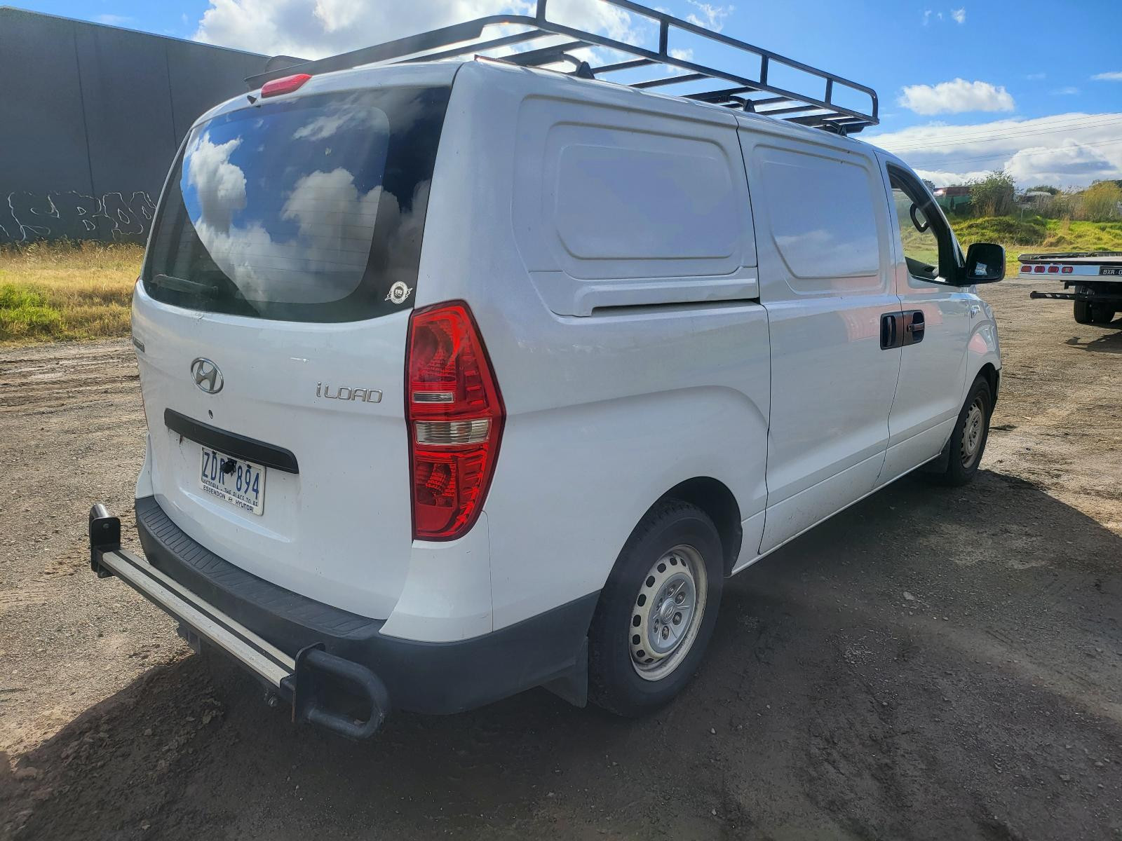 Hyundai ILoad Right Rear Upper Door Roller TQ 11/2011-03/2021 - thumbnail 7