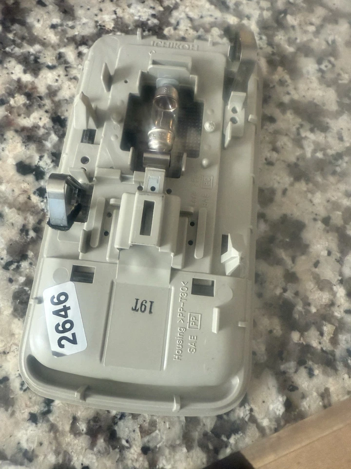 Nissan Rogue 2008-2013 techo superior trasero domo luz lámpara de lectura OEM Foto 4 de 4