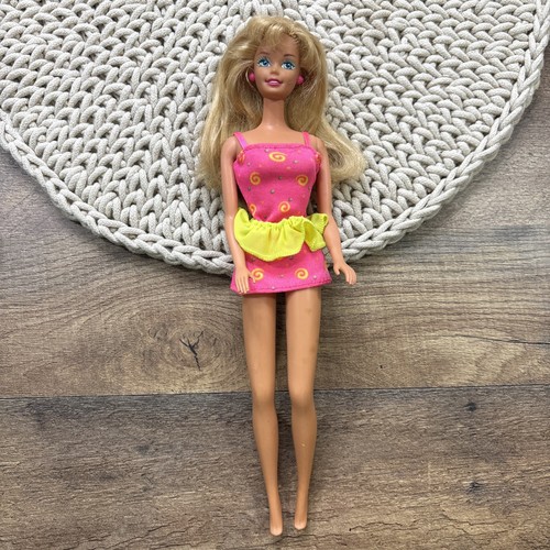 Poupée Barbie Mattel Ruffle Fun - Riviera Teresa édition Vintage 1994 Rare, Neuve