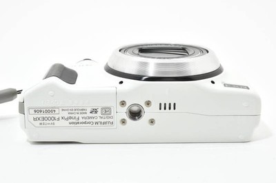 Fujifilm Finepix F1000EXR White Compact Digital Camera Tested
