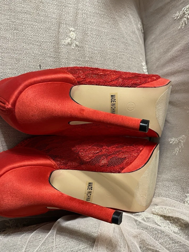 DeBlossom Lace Bridal Platform High Heel Peep Toe Red Rhinestones Women’s 8 1/2 - Изображение 4 из 4