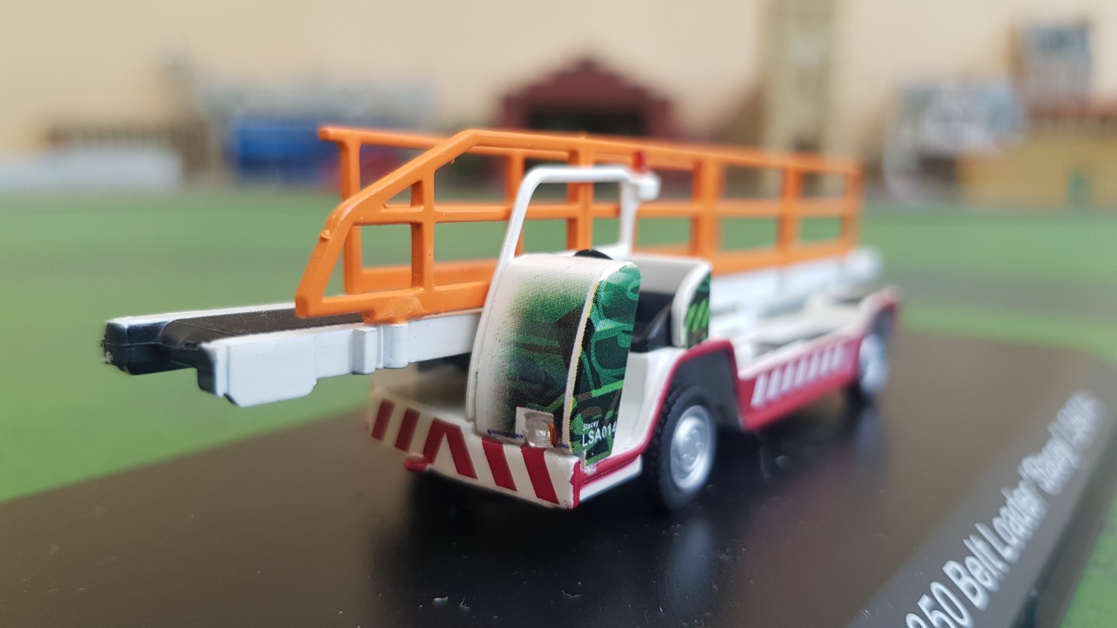 Bild 4 von 9