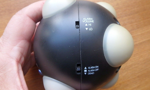 Timex Wacky Wake-Up Vibrating Talking Alarm Clock, for parts / repair, See Desc. - Picture 4 of 8
