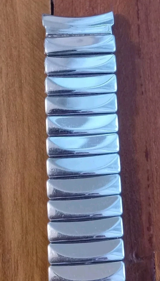 Correa de reloj Duquesa expansión vintage curvada acero inoxidable 17 mm 53/4 pulgadas Años 50 Foto 2 de 4