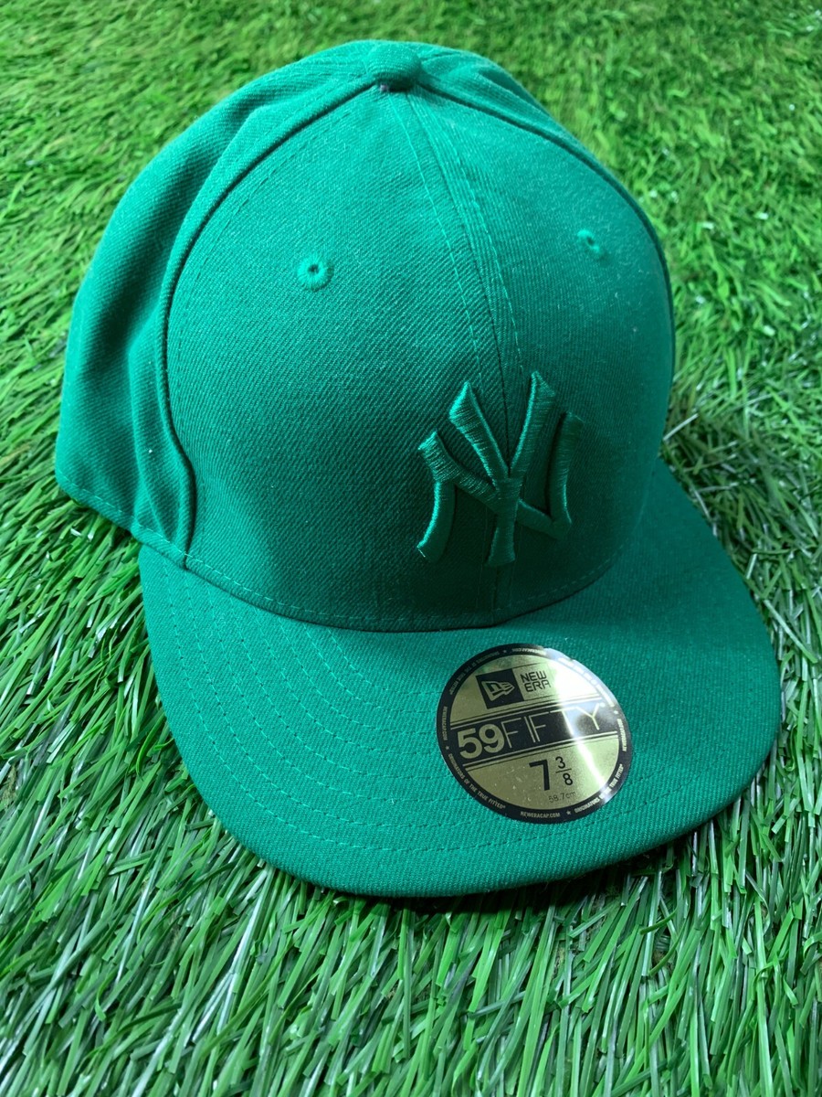 NEW YORK YANKEES BASEBALL CAP SNAPBACK HAT NEW ERA ORIGINAL SIZE 3/8  CM