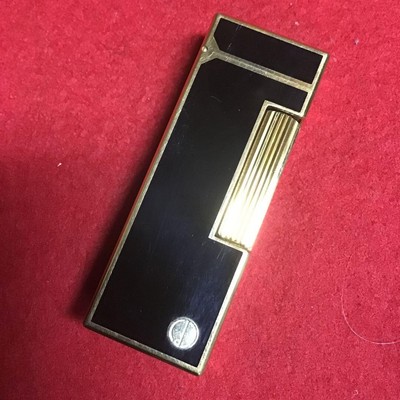 Dunhill Vintage Lighter Gold / Black lacquer