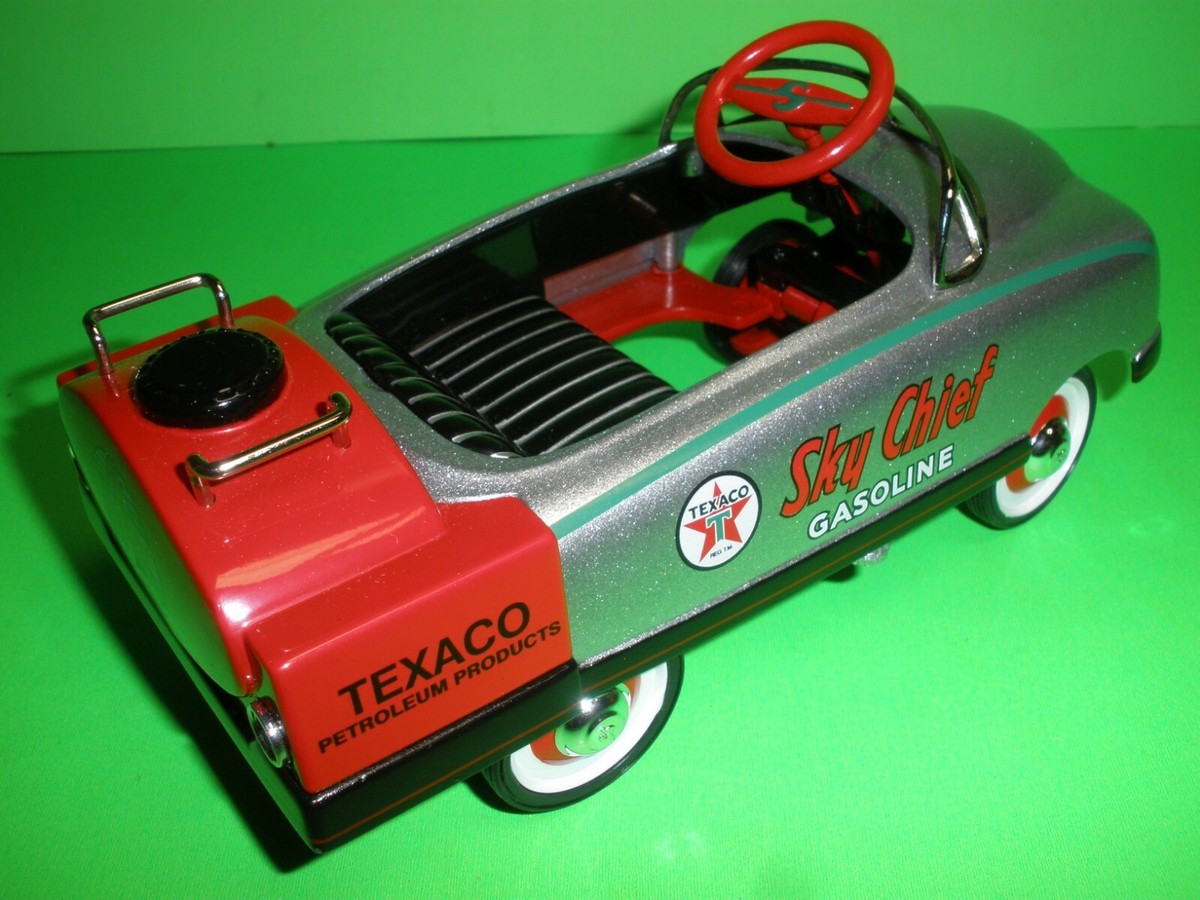 1 - Sinclair 1948 BMC Tanker Pedal Car - Texaco Toys Plus