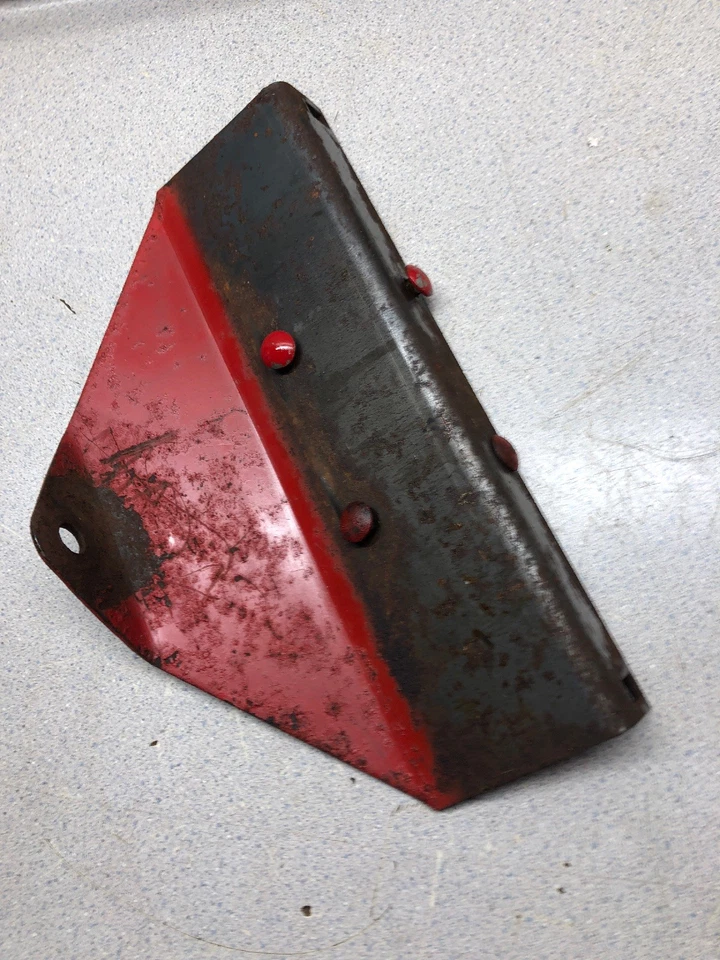 Wheel Horse Tractor Mower B-112 Mower Rear Hitch - Image 2 of 4