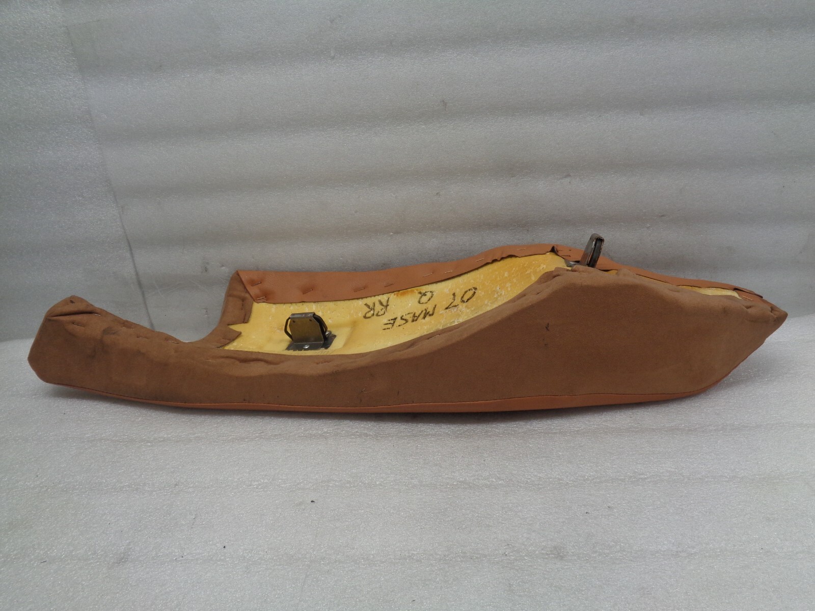 04-08 Maserati Quattroporte Rear Left Seat Bolster Cushion Trim OEM AK2210101