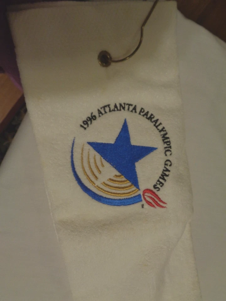 Toalla de mano de golf blanca de los Juegos Paralímpicos de Atlanta 1996 Cannon Royal Fam 100 % algodón Foto 2 de 4