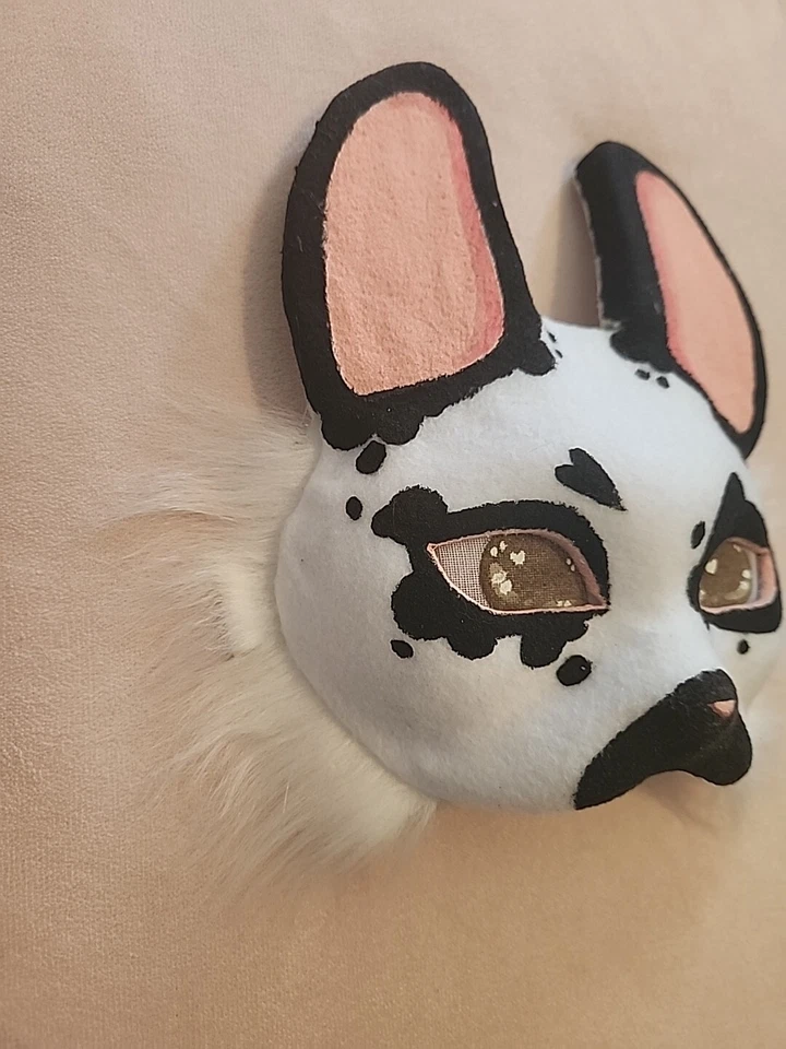 Máscara Therian - Conejo manchado blanco y negro - Nueva Foto 2 de 4