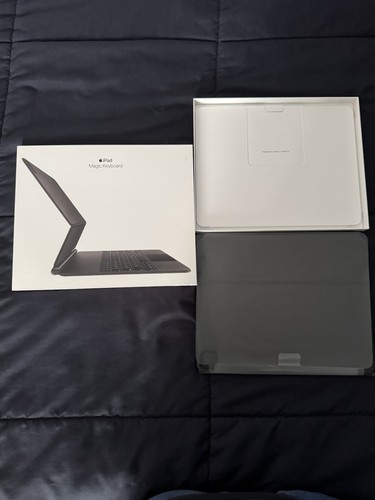 Apple iPad Magic Keyboard 12.9 In For iPad Pro 3rd And 4th Gen includes 2 Cases - Afbeelding 4 van 11