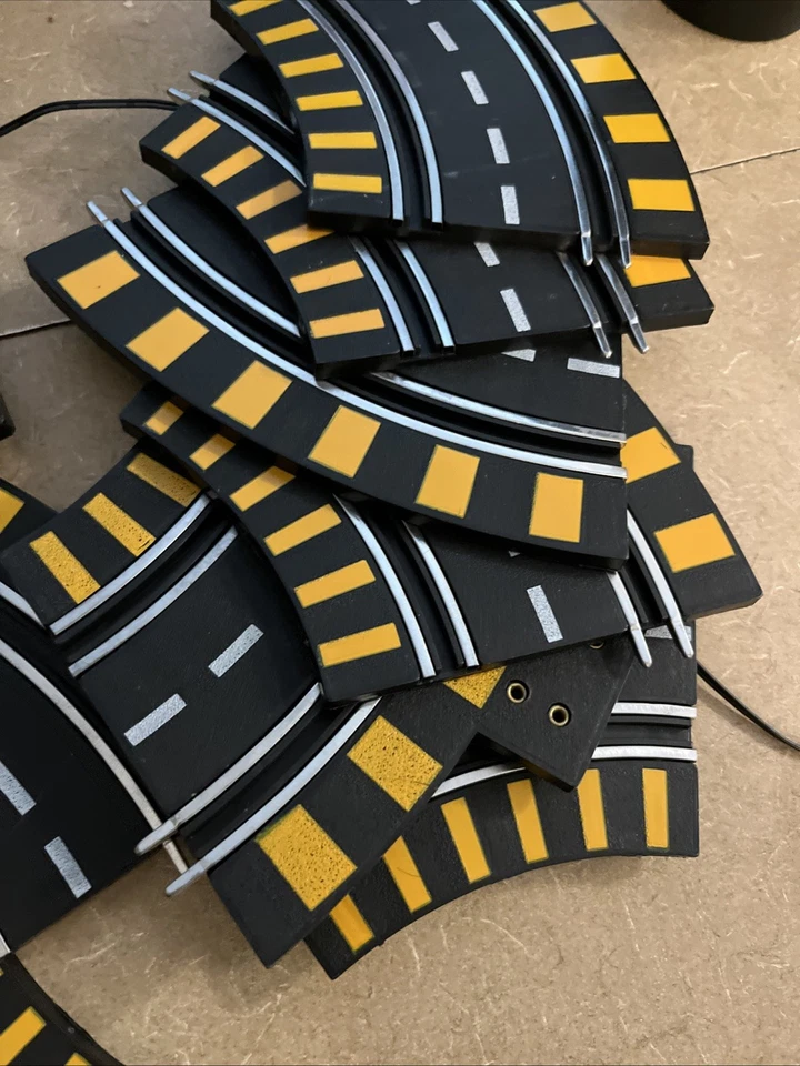 Vintage Artin Dangerous Curves Slot Car Track Set REPLACEMENT TRACK PARTS 10 - Image 4 of 4