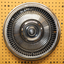 1 Used Oem 15 Hub Cap D0vy-1130-b 1970-73 Lincoln Continental Mark Iii 3208sr