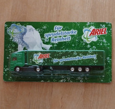 Ariel Werbetruck Modell-LKW auf Blisterkarte &bdquo;F&uuml;r sprudelstarke Reinheit&ldquo;