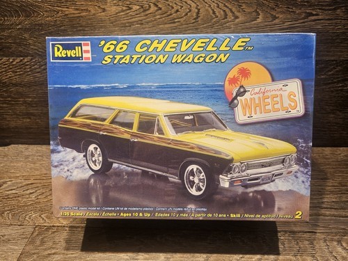 Revell 1966 Chevrolet Chevelle Station Wagon 1 25th Scale Plastic