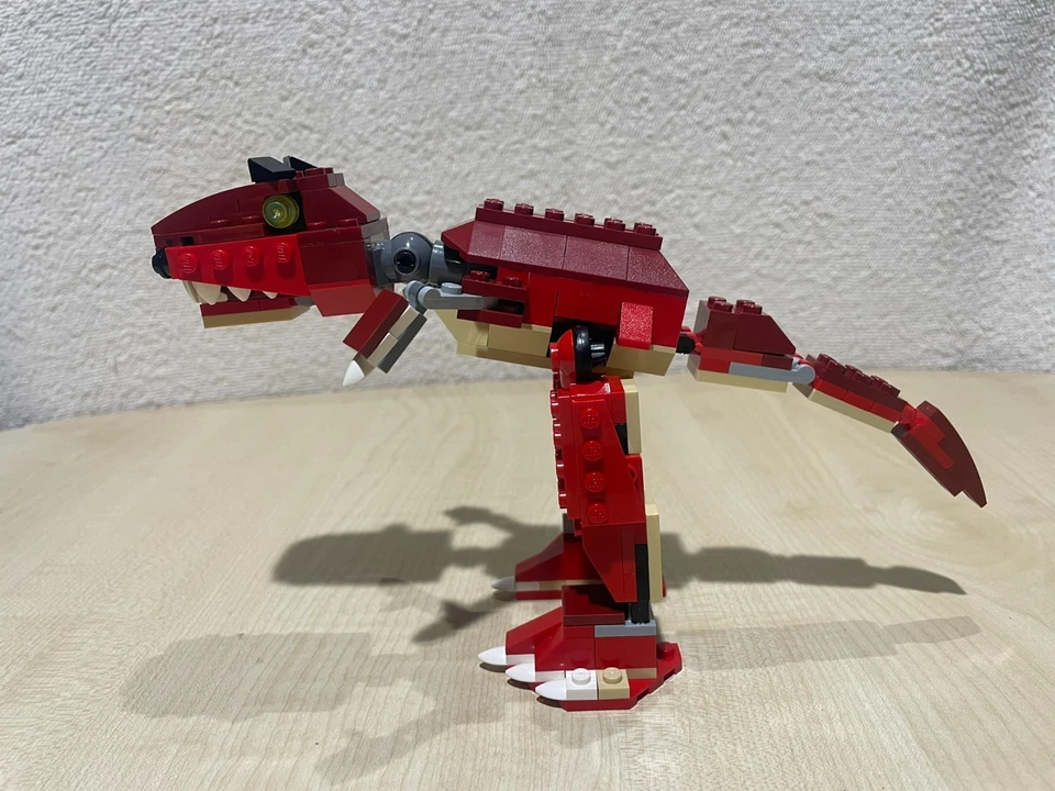 LEGO Creator 6914 Prehistoric Hunters, photo 2 of 5