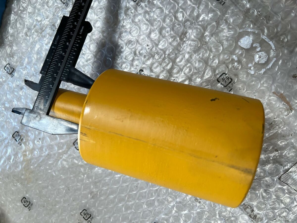 4357784 TOP ROLLER FITS HITACHI ZX40 ZX50 EX40 EX50 EX55 4357784 TOP ROLLER FITS HITACHI ZX40 ZX50 EX40 EX50 EX55