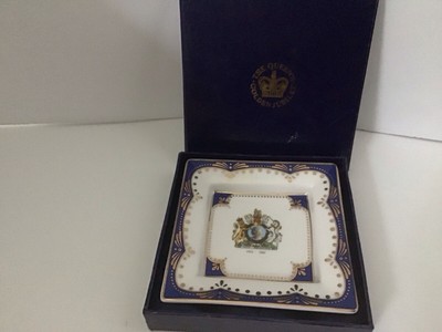 Queen Golden Jubilee Trinket Dish,hand Painted NIB,House Of Valentina 2002