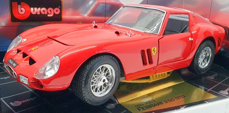 【1/18スケール】Bburago Ferrari 250GTO 1962 1/18 BBurago 1962 Ferrari 250GTO 250 GTO (Red) Diecast Car Model