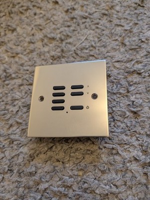 Wise Switch 7 Kanal Edelstahl poliert 3V TVTXW868A42