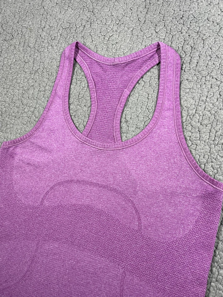 Camiseta sin mangas Lululemon Athletica para mujer 8 púrpura Swiftly Tech espalda deportiva sin costuras Foto 2 de 4