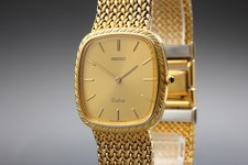  Near MINT Seiko Dolce 8N40-5040 Gold Quartz Mens Vtg Watch From JAPAN