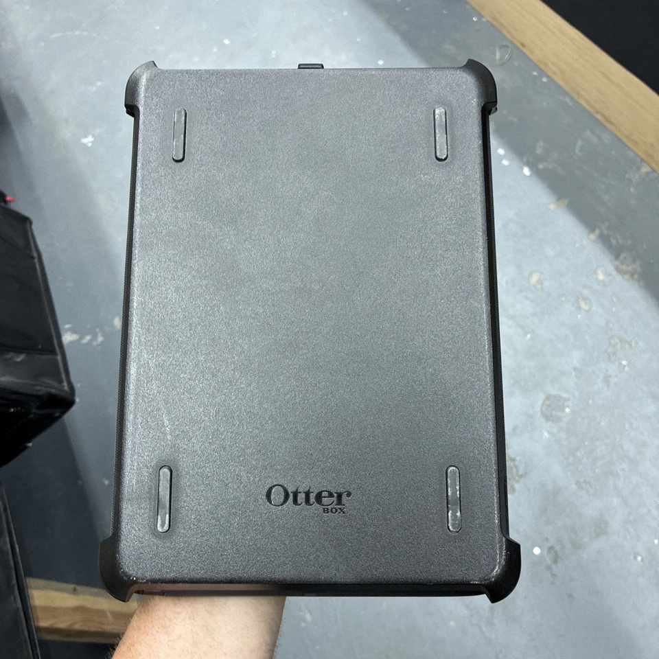 OTTERBOX Defender Pro Series Case for Apple iPad (8th & 7th Gen) - Black... - Image 2 of 4