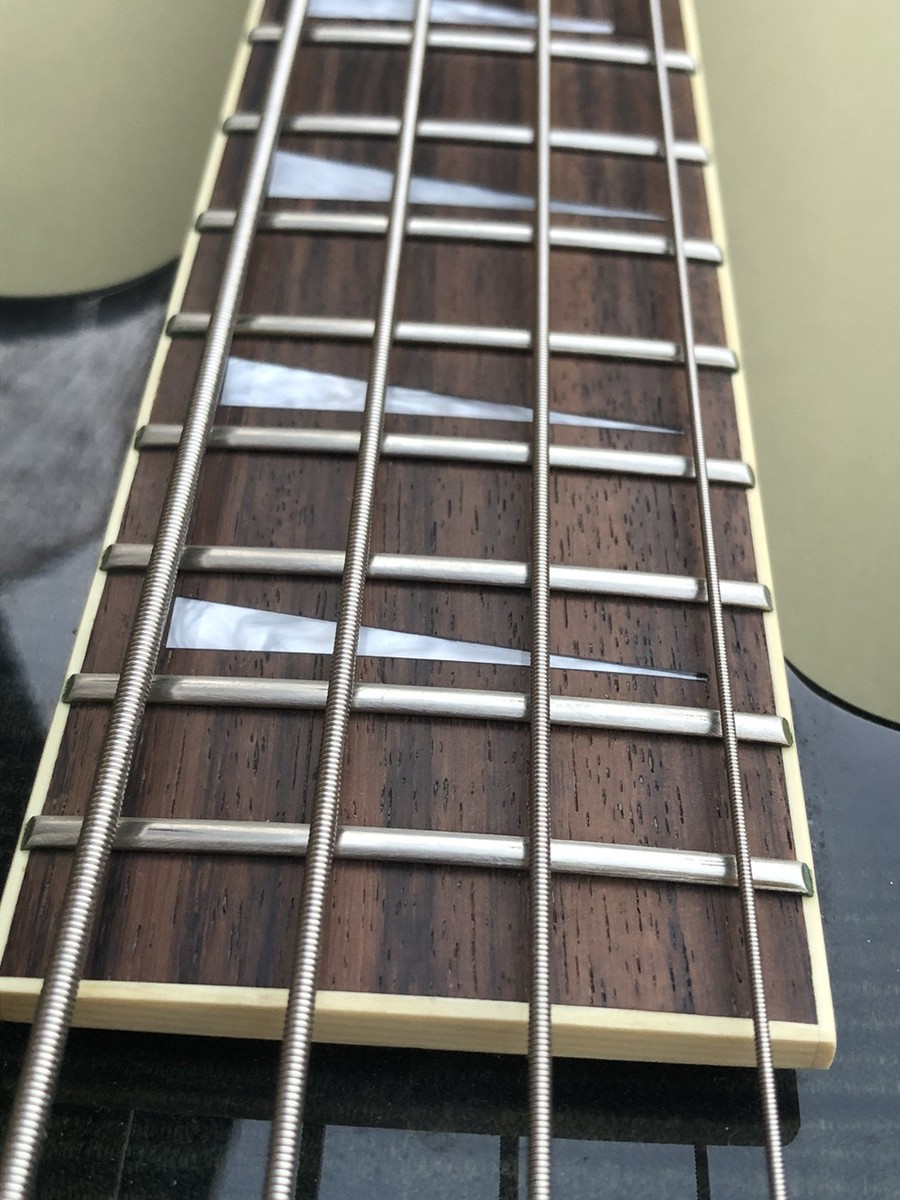 Jackson CMG Concert Bass MIJ EMG Active–Transparent Green Electric